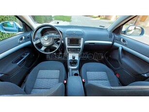 SKODA OCTAVIA Combi 1.8 TFSI Elegance