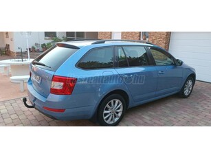 SKODA OCTAVIA Combi 2.0 CR TDI Elegance 4x4