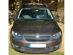 SKODA OCTAVIA Combi 2.0 CR TDI Elegance DSG