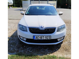 SKODA OCTAVIA Combi 2.0 CR TDI Elegance DSG