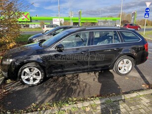 SKODA OCTAVIA Combi 2.0 CR TDI Elegance Ülésfűtés! Velúr belső!