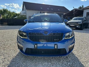 SKODA OCTAVIA Combi 2.0 CR TDI RS DSG BLUETOOTH..TEMPOMAT..SZÉLVÉDŐ ÉS ÜLÉSFŰTÉS..PARKRADAR..GYÖNYÖRŰ ÁLLAPOT!!