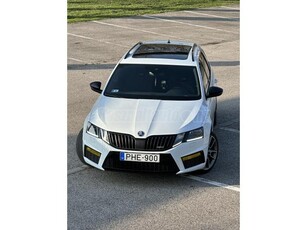 SKODA OCTAVIA Combi 2.0 CR TDI RS DSG