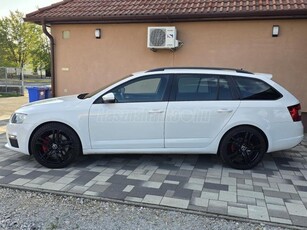 SKODA OCTAVIA Combi 2.0 CR TDI RS DSG XENON/NAVI/TEMPOMAT/BŐR/ÜLÉS FŰTÉS/KEYLESS