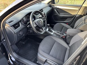 SKODA OCTAVIA Combi 2.0 CR TDI SCR Ambition DSG7