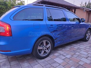 SKODA OCTAVIA Combi 2.0 TFSI RS DSG Cserélhető