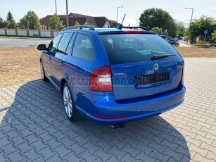 SKODA OCTAVIA Combi RS 2.0 CR TDI DPF EU5 SZERVIZKÖNYV-XENON-TEMPOMAT-SZÉP-ÜLÉSFŰTÉS