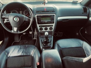 SKODA OCTAVIA Combi RS 2.0 PD TDI Rs