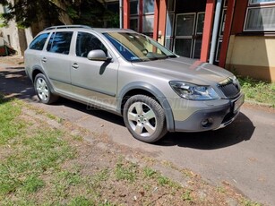 SKODA OCTAVIA Combi Scout 2.0 TDI DPF