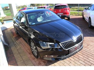 SKODA SUPERB 1.6 TDI Style BŐR/NAVI/XENON