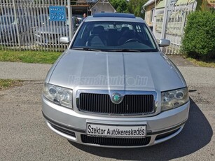 SKODA SUPERB 2.0 PD TDI Elegance 1. TULAJ!SZ.KÖNYV:126.402 km!BŐR.XENON.NAPFÉNYTETŐ .ELEKTROMOSAN ÁLLÍTHATÓ ÜLÉS