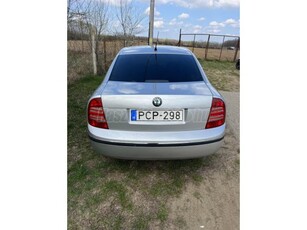 SKODA SUPERB 2.5 V6 TDI Comfort (Automata)