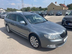 SKODA SUPERB Combi 2.0 CR TDI Elegance DSG PANO.XENON.NAVI.MULTIKORMÁNY.TEMPOMAT.ALCANTARA.ÜLÉSFŰTÉS.PDC.VHOROG