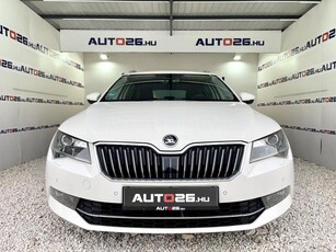 SKODA SUPERB Combi 2.0 TDi SCR Style 4x4 MAGYARORSZÁGI - VÉGIG VEZETETT SZERVIZ - VONÓHOROG - 3 ÉV GARANCIA!