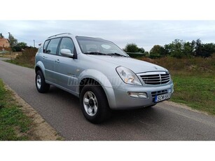 SSANGYONG REXTON 2.7 270 Xdi Premium 3 (Automata) 3.5t vonohorog. 8 kerék