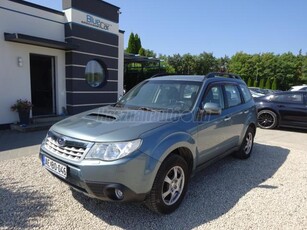 SUBARU FORESTER 2.0 D Comfort (EU5) Tolatókamera!Napfénytető!Ülésfűtés!