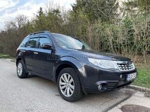 SUBARU FORESTER 2.0 Exclusive