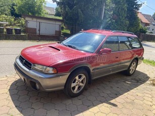 SUBARU LEGACY 2.5 4WD Outback (Automata)