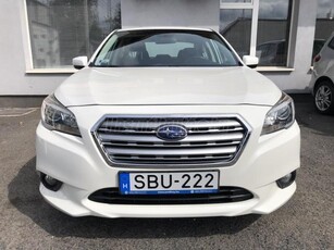 SUBARU LEGACY 2.5 Symmetrical AWD (Automata) 109eKm! Tolatókamera! Ülésfűtés! Gyöngyház metál!