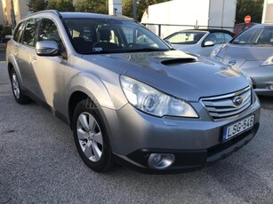 SUBARU OUTBACK 2.0 D Comfort Magyar forg helyezés. üvegtető. friss műszaki . 8 kerék