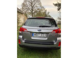 SUBARU OUTBACK 2.0 D Trend