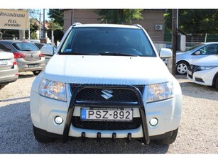 SUZUKI GRAND VITARA 1.6 JX-A Limitált BLACK & WHITE // ÜLÉSFŰTÉS // BŐR // 4X4