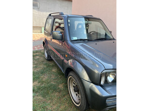 SUZUKI JIMNY 1.3 4WD AC CD 15''AW