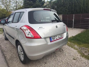 SUZUKI SWIFT 1.2 GL LED AC ESP