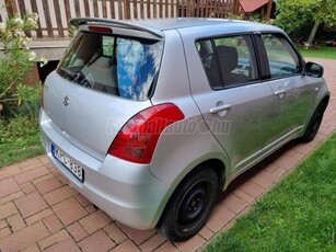 SUZUKI SWIFT 1.3 GLX CD AC