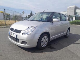 SUZUKI SWIFT 1.3 GLX CD AC Garantált km futás.Végig vezetett szervizkőnyv