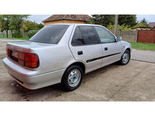 SUZUKI SWIFT Sedan 1.3 16V GLX Manager VI.