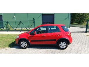 SUZUKI SX4 1.5 GLX AC Winter Limitált KITŰNŐ GYÁRI-TÖRÉSMENTES ÁLLAPOT++KEVÉS KM++FRISS VIZSGA!!!