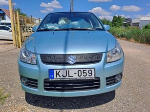 SUZUKI SX4 1.5 GS AC CD MAGYAR 145000 KM 1 TULAJ ÜLÉSFŰTÉS HOROG TÉLI-NYÁRI KEREKEKKEL