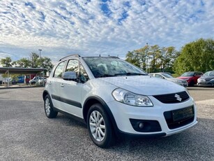 SUZUKI SX4 1.6 GLX CD AC KITŰNŐ ÁLLAPOT/ ÜLÉS FŰTÉS/ DIGIT KLÍMA/ KULCS NÉLKÜLI NYITÁS-INDÍTÁS/ VONÓHOROG