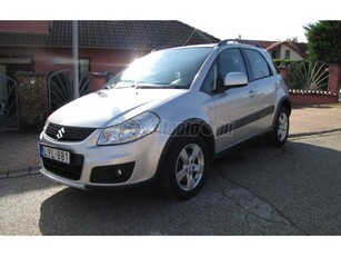 SUZUKI SX4 1.6 GS CD ESP 4WD 20011-Es Modell. Ülésfűtés. Vonóhorog. Tolatókamera