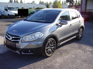 SUZUKI SX4 S-CROSS 1.6 GLX DUPLA DIGIT KLÍMA.NAVIGÁCIÓ.KÖVETŐS TEMPOMAT.KAMERA.RADAR.XENON.+TÉLIKERÉKSZETT