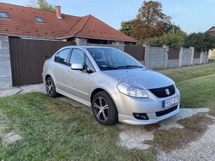 SUZUKI SX4 Sedan 1.6 GLX AC