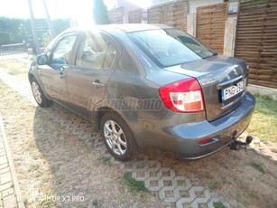 SUZUKI SX4 Sedan 1.6 GLX+