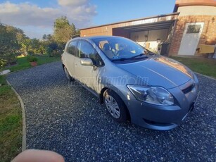 TOYOTA AURIS 1.33 2009