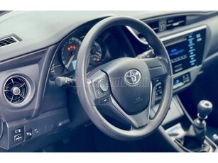 TOYOTA AURIS 1.33 Live / 39eKm!/ Mo-i!/ 1.Tulaj!/ Gyári fény!/ Digit. klíma/ Karbantartott!/ USB-AUX-BT