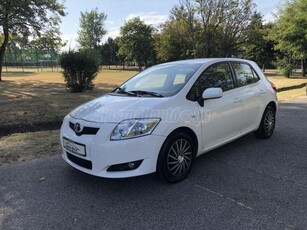 TOYOTA AURIS 1.33 Live AKÁR 1 ÉV GARANCIÁVAL