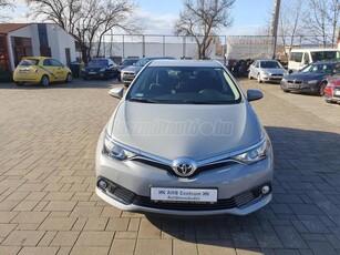 TOYOTA AURIS 1.33 Live Plus TSS +2 ÉV GARANCIÁVAL+38.E.KM+1.TULAJ+SZ.KÖNYV+TEMPOMAT+KAMERA+GYÖNYÖRŰ+