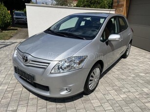 TOYOTA AURIS 1.33 Style Első tulaj. 72.000 km