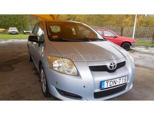 TOYOTA AURIS 1.4 Aquatis