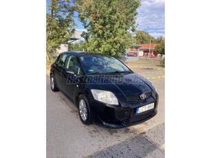 TOYOTA AURIS 1.4 Luna