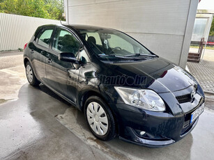 TOYOTA AURIS 1.6 2009