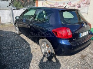 TOYOTA AURIS 1.6