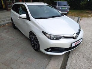 TOYOTA AURIS 1.6 D-4D Active Trend AKCIÓ ! NAVIGÁCIÓ. TOLATÓ KAMERA. JÓ ÁLLAPOT