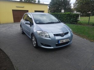 TOYOTA AURIS 1.6 Executive