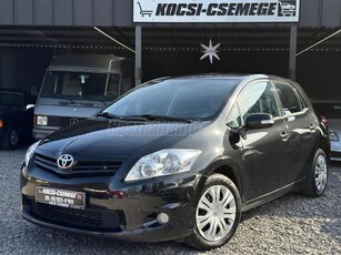 TOYOTA AURIS 1.6 Life 5 Ajtó Végig márkaszerviz 1 Tulaj !